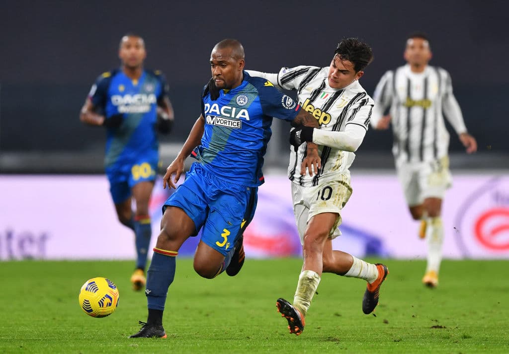 Juventus, sin piedad, goleó al Udinese 4-1. Con doblete de Cristiano Ronaldo y goles de Paulo Dybala y Chiesa, los de la Vecchia Signora suman puntos durante la Jornada 15 de la Serie A.