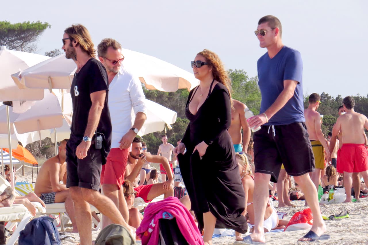 Este verano, Mariah anda de paseo por todos lados, a la par de sus conciertos se sigue dando la gran vida.