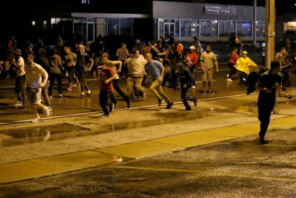 El uso de fuerza letal policial sólo es permitido cuando existe una amenaza a la vida de un policía o de terceros.