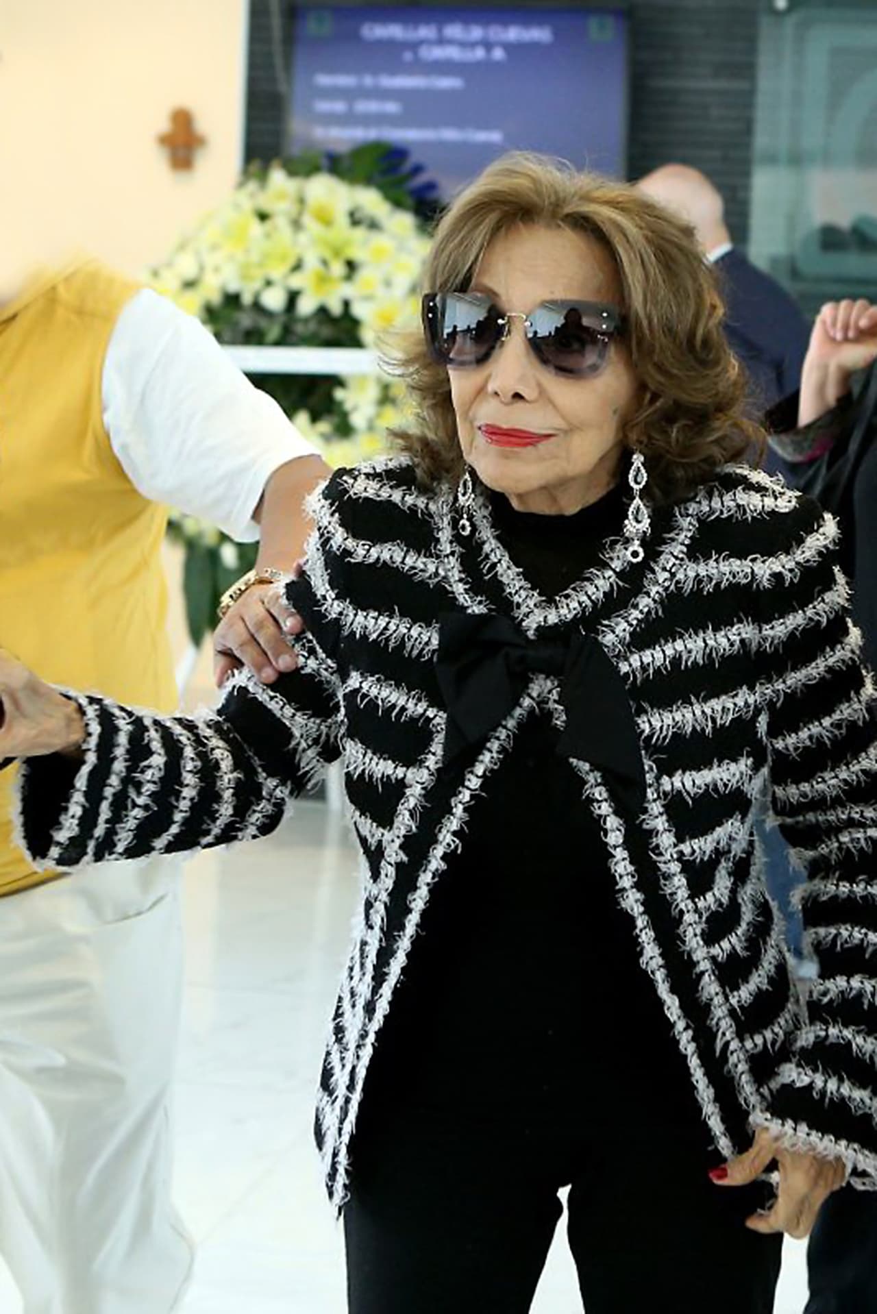 Con su basta experiencia de vida, la diva del cine y la televisión admitió que no le había tocado vivir algo similar a lo que el mundo hoy padece. 
<br>