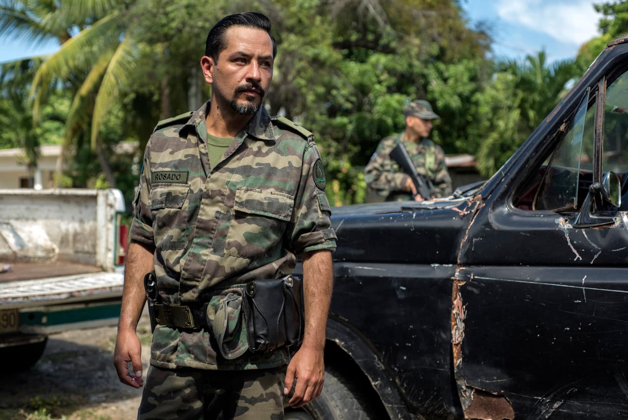El teniente Rosado, su captor y jefe del ejército guatemalteco, fue el encargado de conducirlo hasta suelo mexicano.