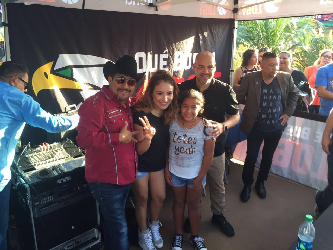 Tuvieron la oportunidad de tener un encuentro con pingüinos y saludar al público que los escucha a diario.