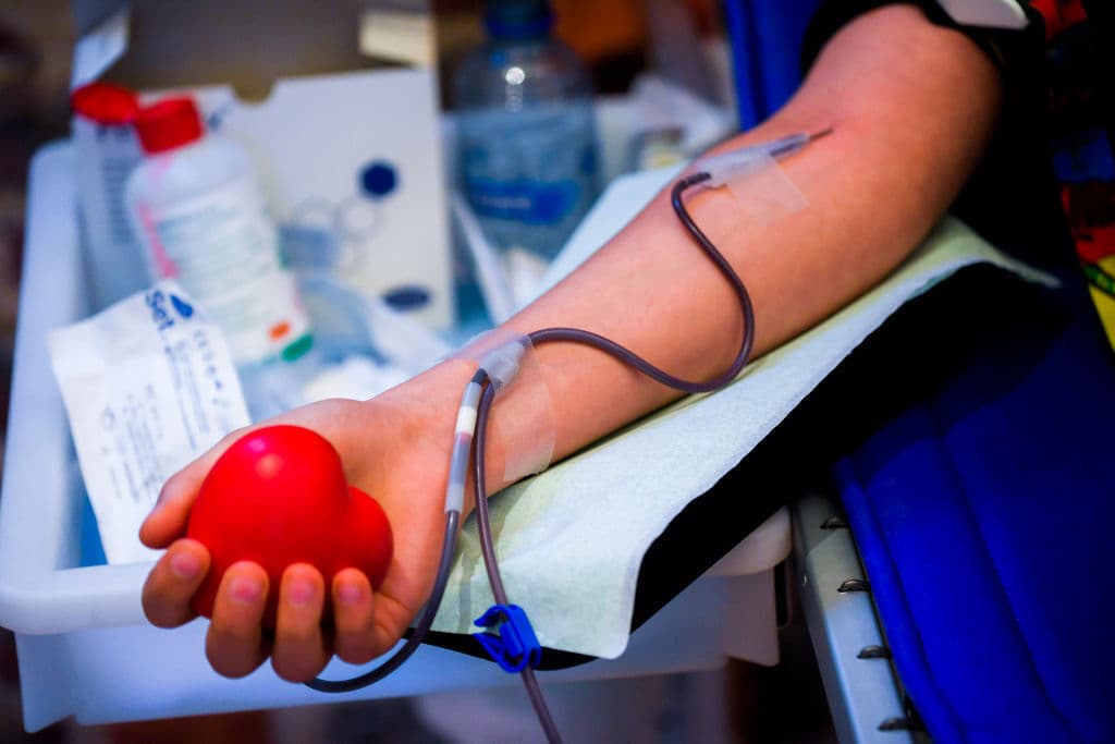 Dona y gana: Cruz Roja Americana ofrece incentivos para atraer a donantes de sangre