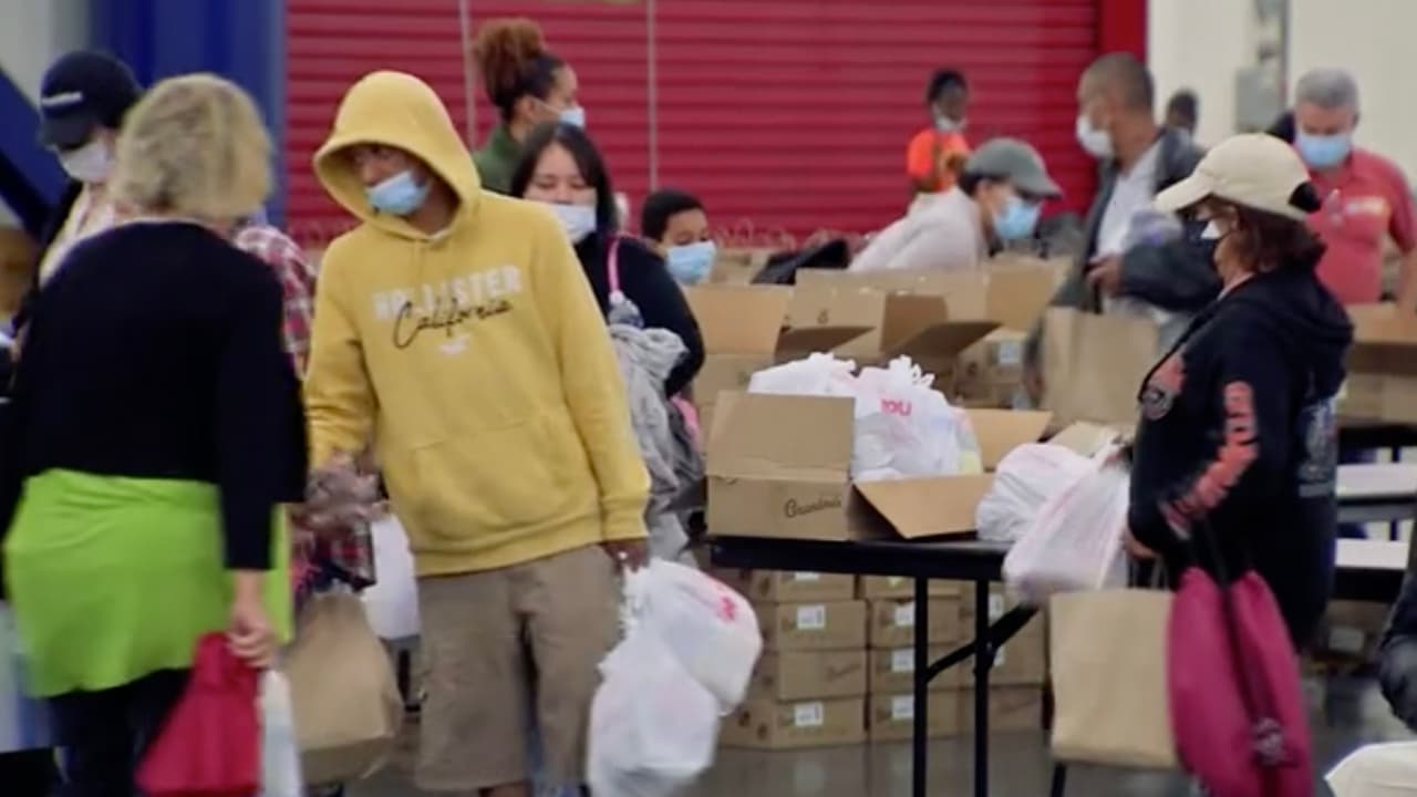 Este jueves se cumplen 44 años de esta gran fiesta en la que además obsequian bolsas con despensa, regalos y ropa.