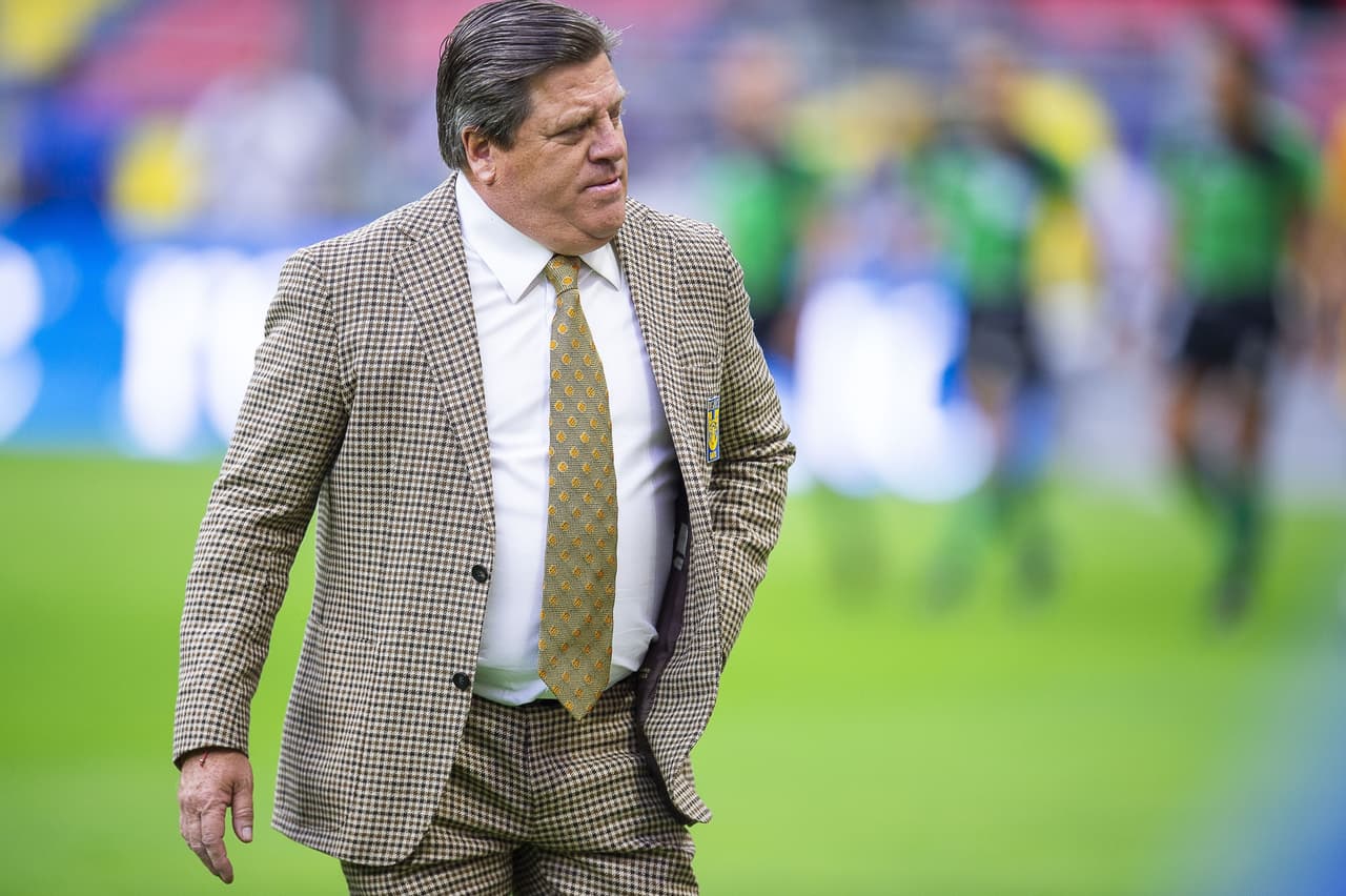 Tigres aprovechó las tímidas intenciones ofensivas de Cruz Azul y se puso en ventaja, la Máquina celeste intentó reaccionar en el segundo tiempo pero no le alcanzó para emparejar y el equipo del Piojo se llevó la ventaja.