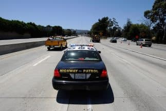 Agentes de Caminos de California compartían fotos de desnudos de los celulares de las arrestadas.