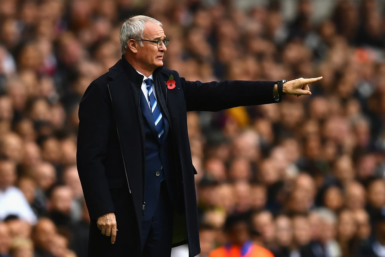 Ranieri rompió su duda la racha más larga sin títulos en una Liga de cualquier equipo en cualquier deporte, logro que lo llevó a ser considerado en la lista de los mejores técnicos del año para el Balón de Oro de la revista France Football.