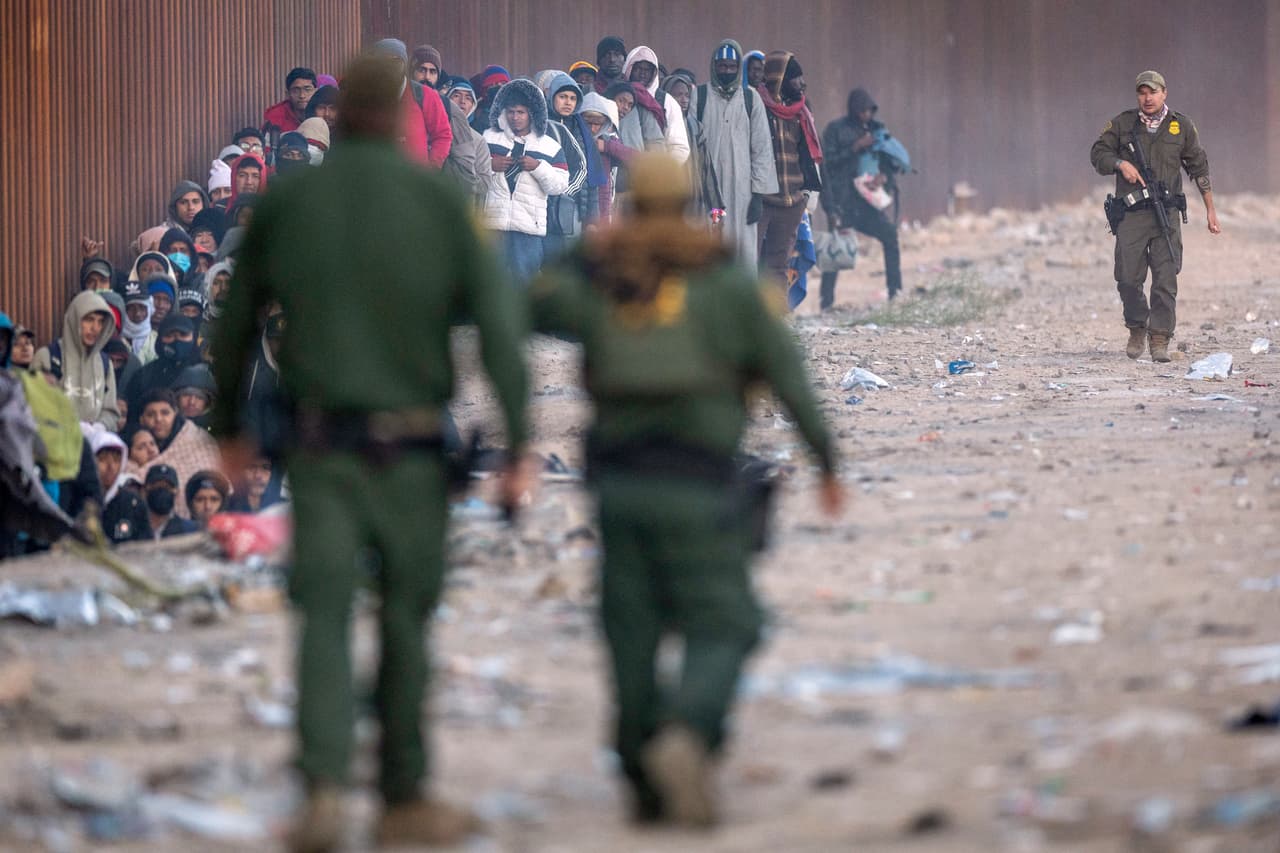  Arizona llevará a las urnas en noviembre una legislación que hace un delito estatal cruzar ilegalmente su frontera con México