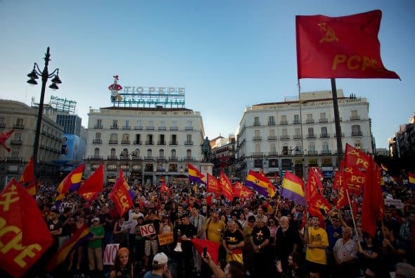 Marchas similares se convocaron en decenas de ciudades españolas.