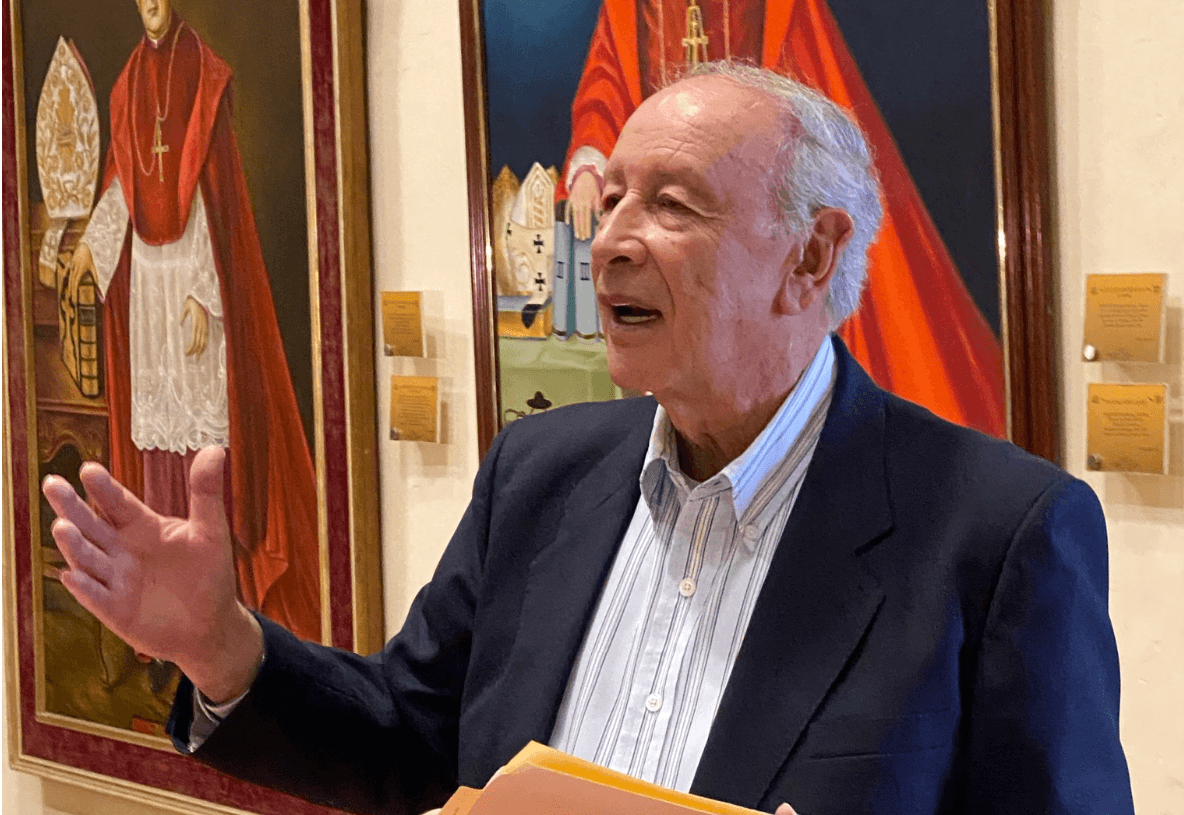 Padre José María Hernández.