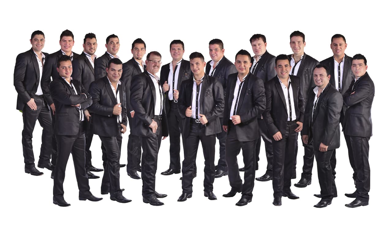 <span class="cms-h3-H3"><b>La Arrolladora Banda El Limón de René Camacho. </b></span>
<b><h3 class="cms-h3-H3">Nominaciones: 3 </h3>¿A qué están nominados?:</b> Artista Banda Del Año Regional Mexicano, Grupo o Dúo Del Año Regional Mexicano y Canción Del Año Regional Mexicano por "Ya Te Perdi La Fe".