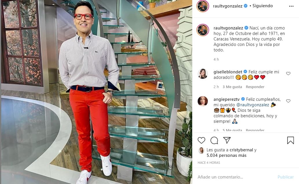 En redes sociales, compartió que celebra "agradecido con Dios y la vida". Por ese medio, ha recibido cientos de felicitaciones de amigos, colegas y familia, como su amiga Giselle Blondet, quien, al igual que Raúl, estuvieron en las primeras generaciones de conductores de Despierta América.