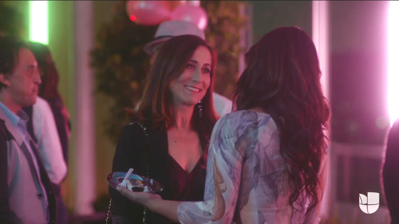 Jenni hizo las paces con Gigi y le pidió disculpas por correrla.