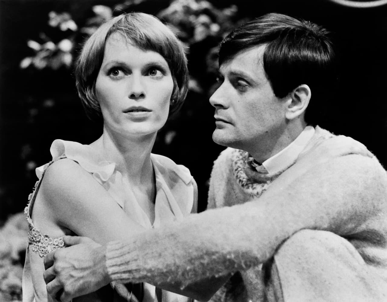 ¿Cómo olvidar el lio legal en el que estuvieron involucrados 
<b>Mia Farrow</b> y 
<b>Woody Allen</b>?