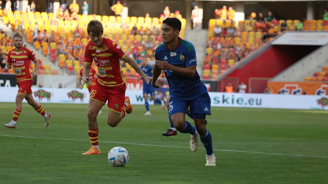 Santiago Naveda se agacha y al Miedz Legnica le remontan de último minuto