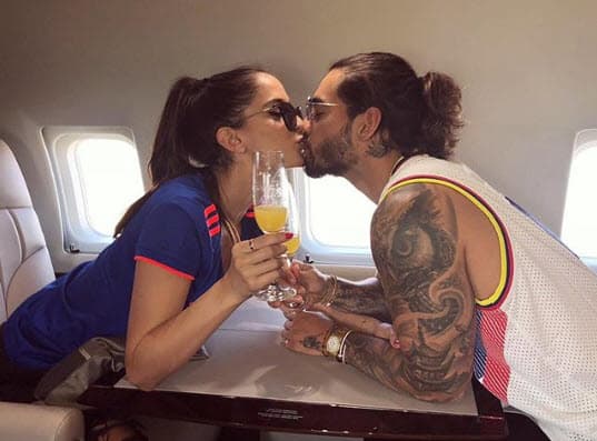 A Natalia le gusta compartir imágenes en Instagram donde aparecen muy románticos.