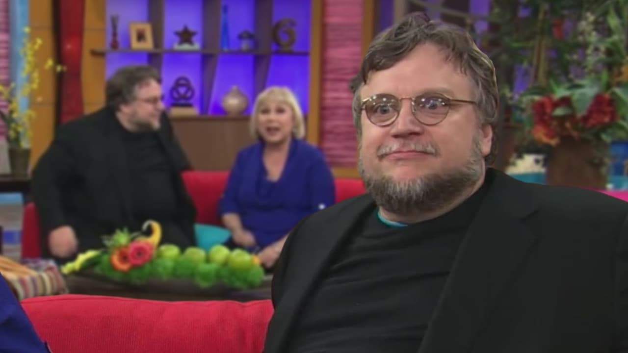 Recordamos el día en el que Guillermo del Toro y Cristina Saralegui rompieron el sillón de Despierta América