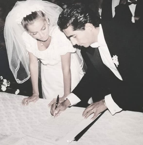 El actor pasó por momentos muy complicados pero logró recuperar su matrimonio: " Ha sido un proceso doloroso, pero de mucho crecimiento, de toda crisis se aprende y ahora hay cosas maravillosas en los 21 años de mi matrimonio y eso nada lo puede mover”.