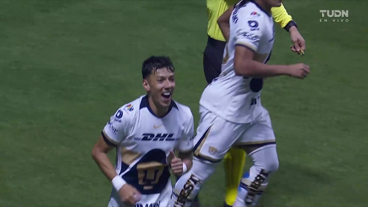 ¡Golazo de Ruvalcaba! ¡Bombazo y Pumas abre el marcador!
