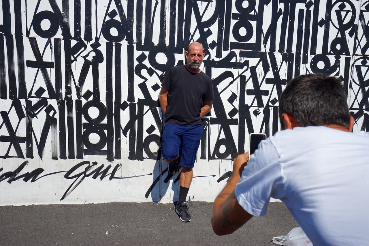 "Gracias a la vida": Obra de Marquis Duriel Lewis, de Los Ángeles, California.