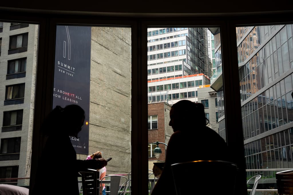 Nueva York intensifica la desinfección de torres de refrigeración tras brote de legionelosis que ha dejado 5 muertos