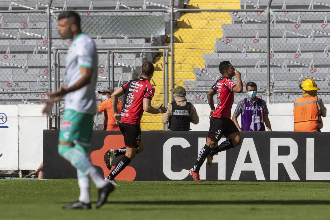 Andreson Santamaria abrió el marcador a los 8 minutos.