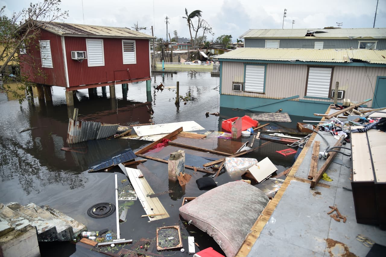 Viviendas destruidas por María en Catano, en la provincia de Juana Matos.