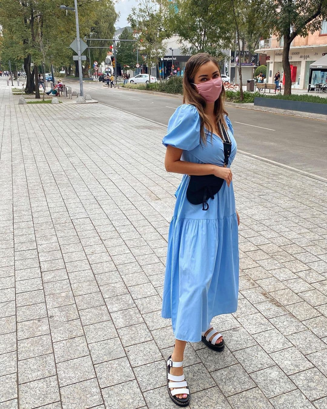 En las declaraciones que dio a la revista TVyNovelas dijo sentirse "muy contenta y agradecida con este proyecto", pues reconoce que llegó en el momento que lo necesitaba.