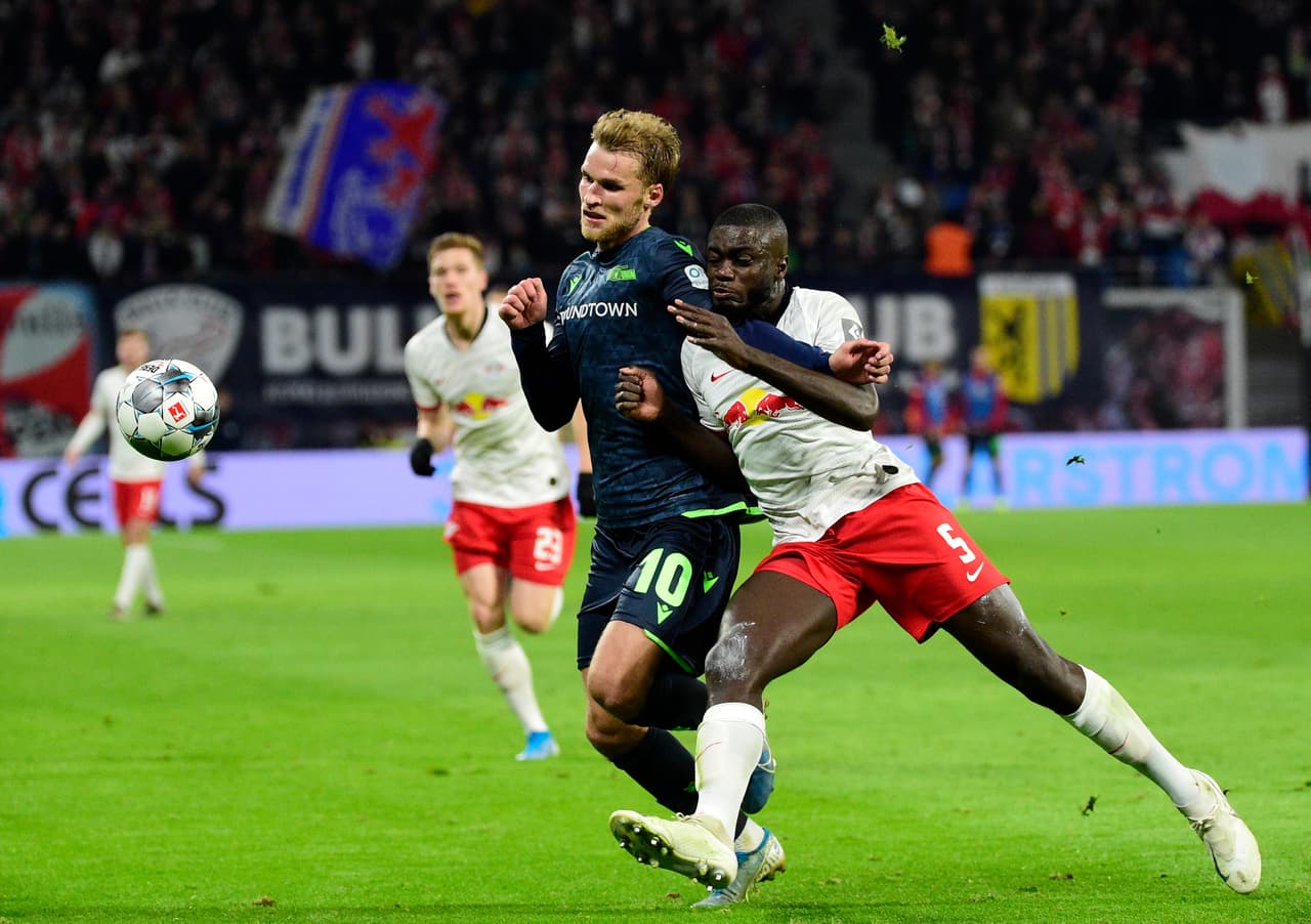 <b>#6 Sebastian Andersson - Union Berlin.</b> Sebastian Andersson hizo el de la ronda para el Union Berlin en la goliza que les propinó el Gladbach. Ya tiene 12.