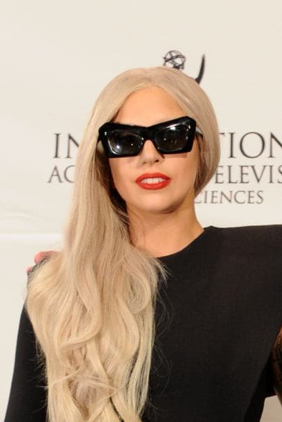 LADY GAGA- La estadounidense logró posicionarse como la cantante con mayores ingresos en 2011 al haber obtenido $90 millones por su trabajo.