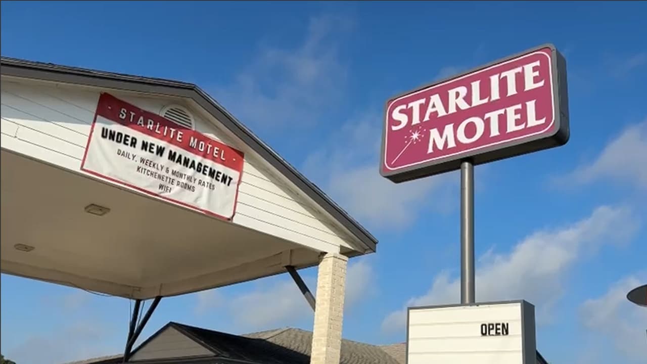 Tiroteo en motel del noroeste de San Antonio deja 1 muerto y 3 detenidos