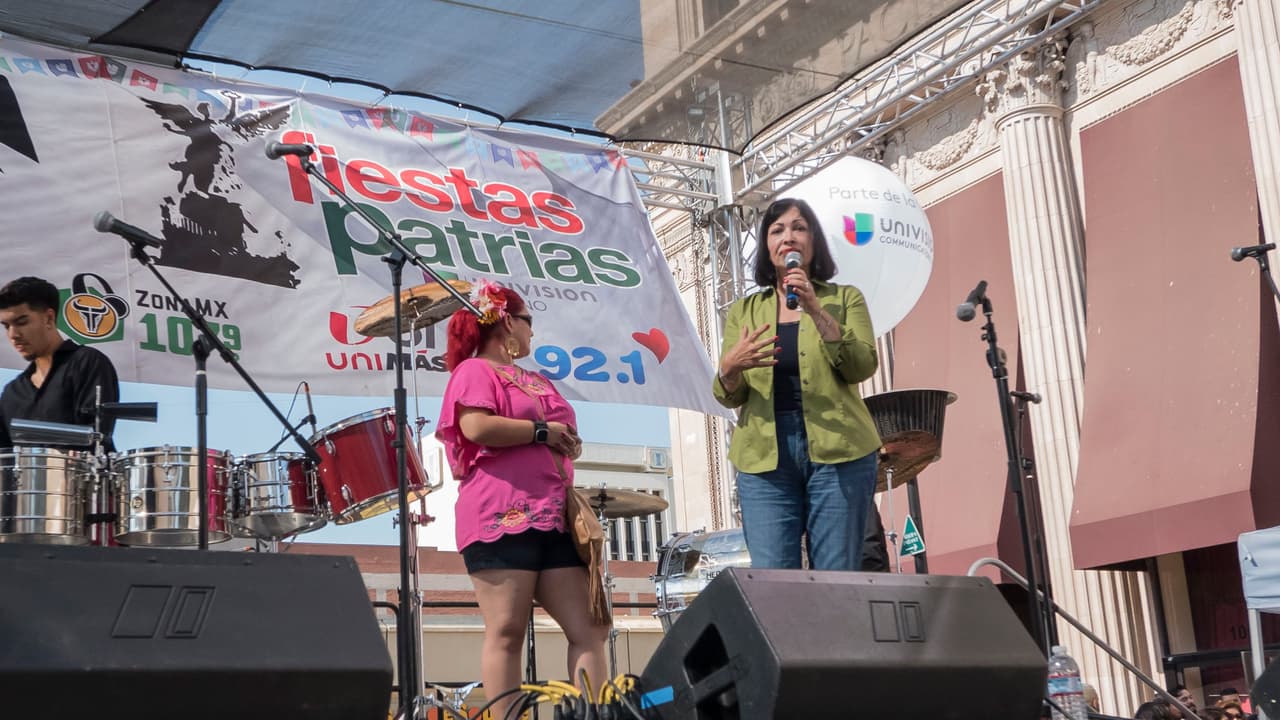 La celebracion de Independencia en el Fulton Mall