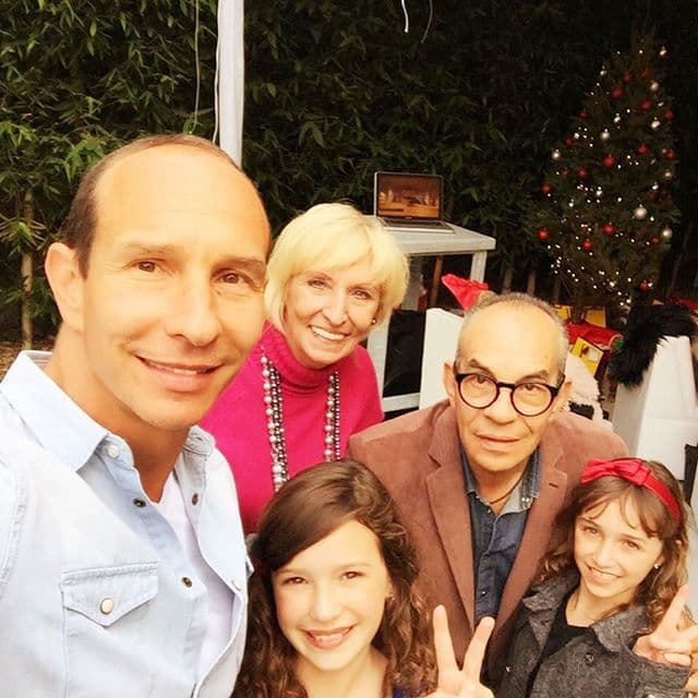 La familia es el pilar de su vida.