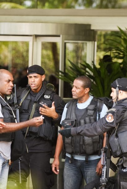 Luego de tomar la recepción, los delincuentes buscaron un área más cerrada.