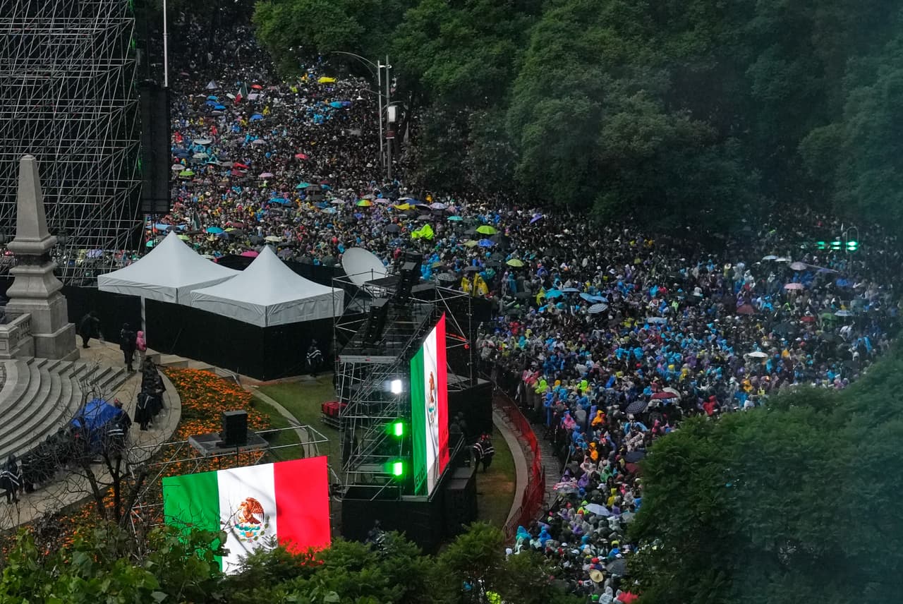 El partido del martes comenzó con una hora de retraso debido a la tormenta que azotaba la ciudad