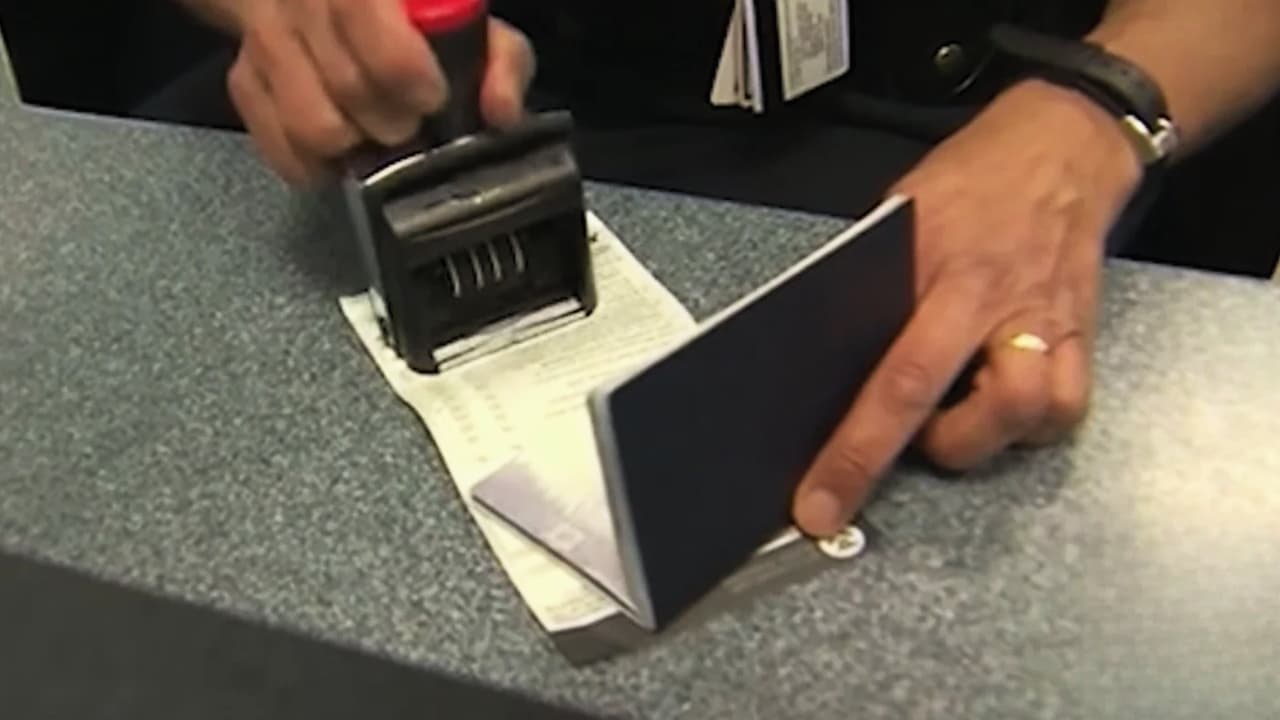 TSA comparte datos de viajeros con Inmigración: crece el temor a más deportaciones