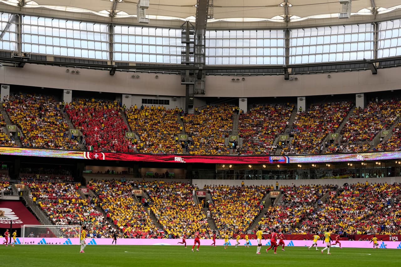 Colombia y Suiza juegan durante el partido de octavos de final de la Copa Mundial de fútbol entre Suiza y Colombia en Vancouver, Columbia Británica, el martes 7 de julio de 2026.