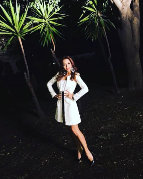 Entre “Ana Leticia”, “Ana Lucía” y “Ana Laura” la actriz aún se da tiempo para sonreír.