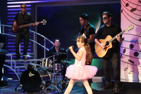 Y es que ella quiere ser actriz y prefiere las canciones que se prestan para ser interpretadas.