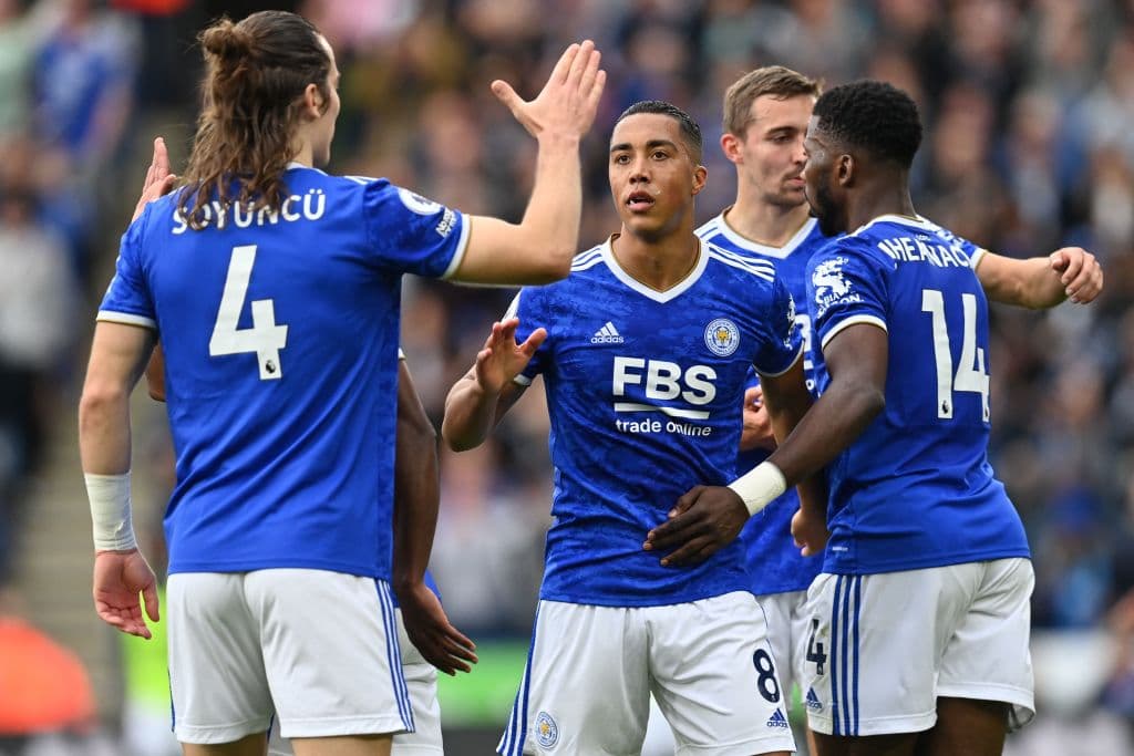 Youri Tielemans, Caglar Soyuncu, Jamie Vardy y Patson Daka fueron los encargados de sepultar al Manchester United en la victoria 4-2 del Leicester City.