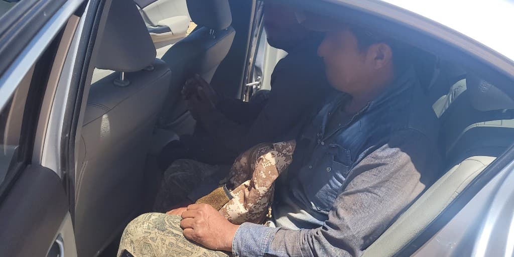 Los agentes de la estación Brian A. Terry ayudaron al sheriff del condado Cochise en una parada de vehículos cerca de Hereford, Arizona. Esto llevó al arresto de dos ciudadanos estadounidenses que traficaban con cuando indocumentados.