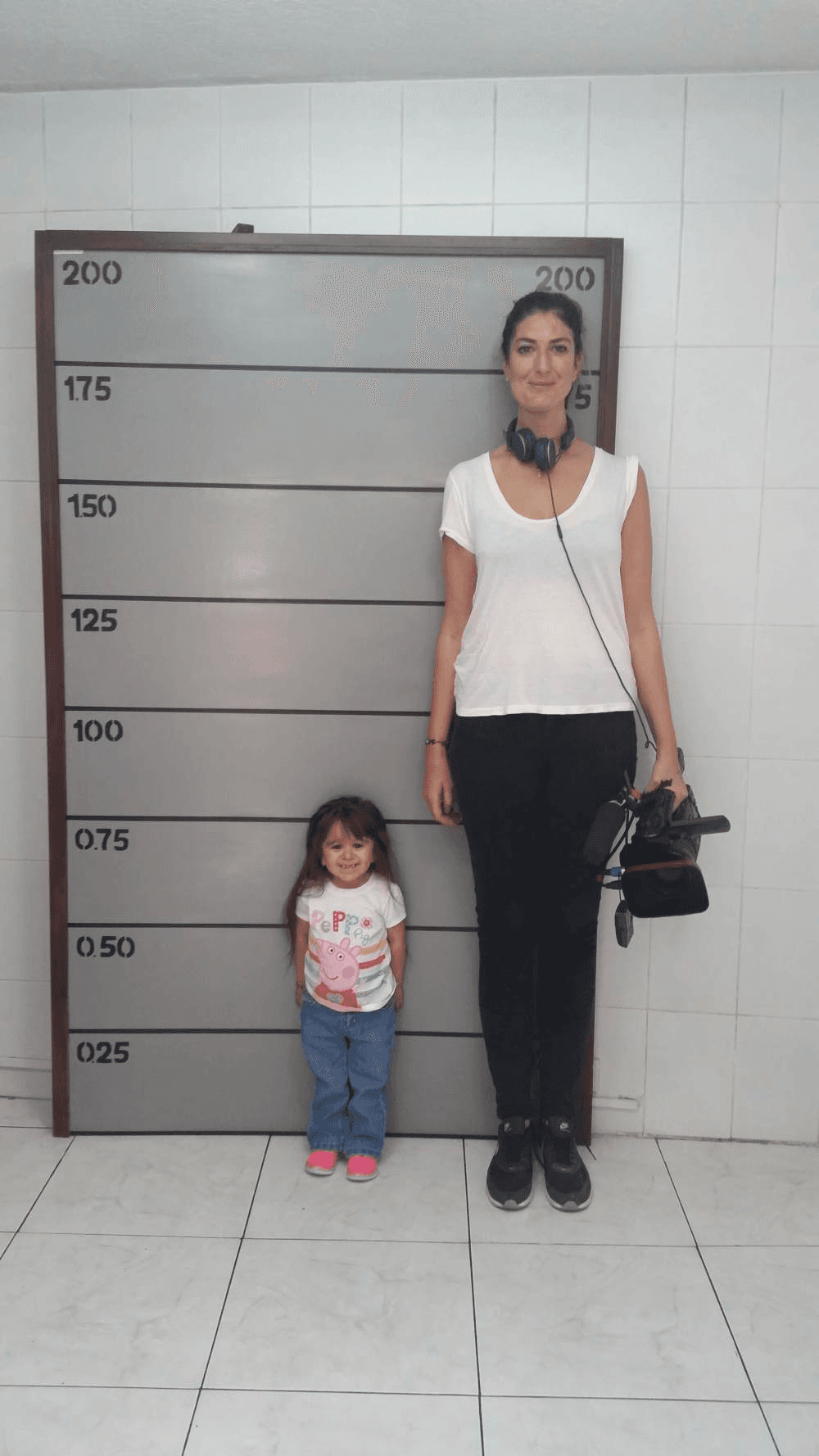 Ella padece del síndrome de Larón, una enfermedad genética que provoca que las personas no crezcan en forma normal.
