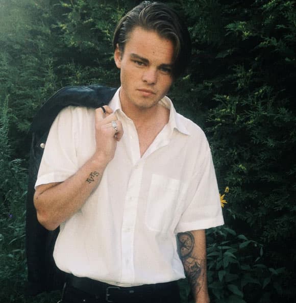 Es un joven sueco de 21 años.