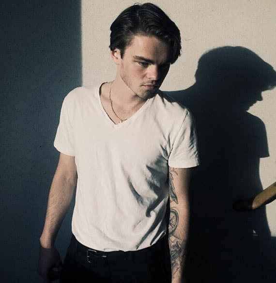 Konrad comenta que lo detienen en la calle y le piden fotos.