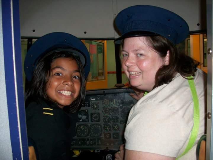 Rachael Moshman: "Le digo a mi hija que ella puede hacer y ser lo que quiera. Esta fecha es un recordatorio de que todo el mundo necesita trabajar unido para que las pequeñas niñas de todas partes tengan las mismas oportunidades de soñar en grande y de lograr lo que quieran". .