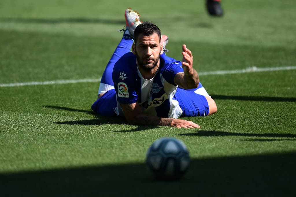 Los primeros quince, Barcelona no se cansó de fusilar el arco del Alavés.