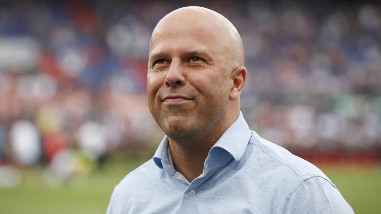 Liverpool anuncia a Arne Slot como su nuevo técnico tras salida de Jürgen Klopp