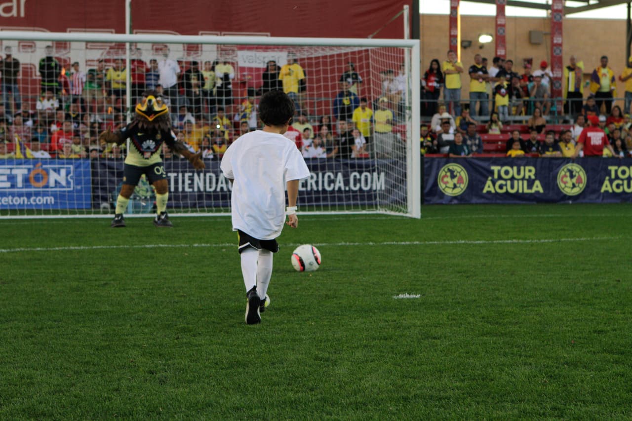 Los fans de las Águilas disfrutaron de un gran partido, pero la fiesta se vivió también previo al encuentro. Mira como vivieron esta increíble experiencia.