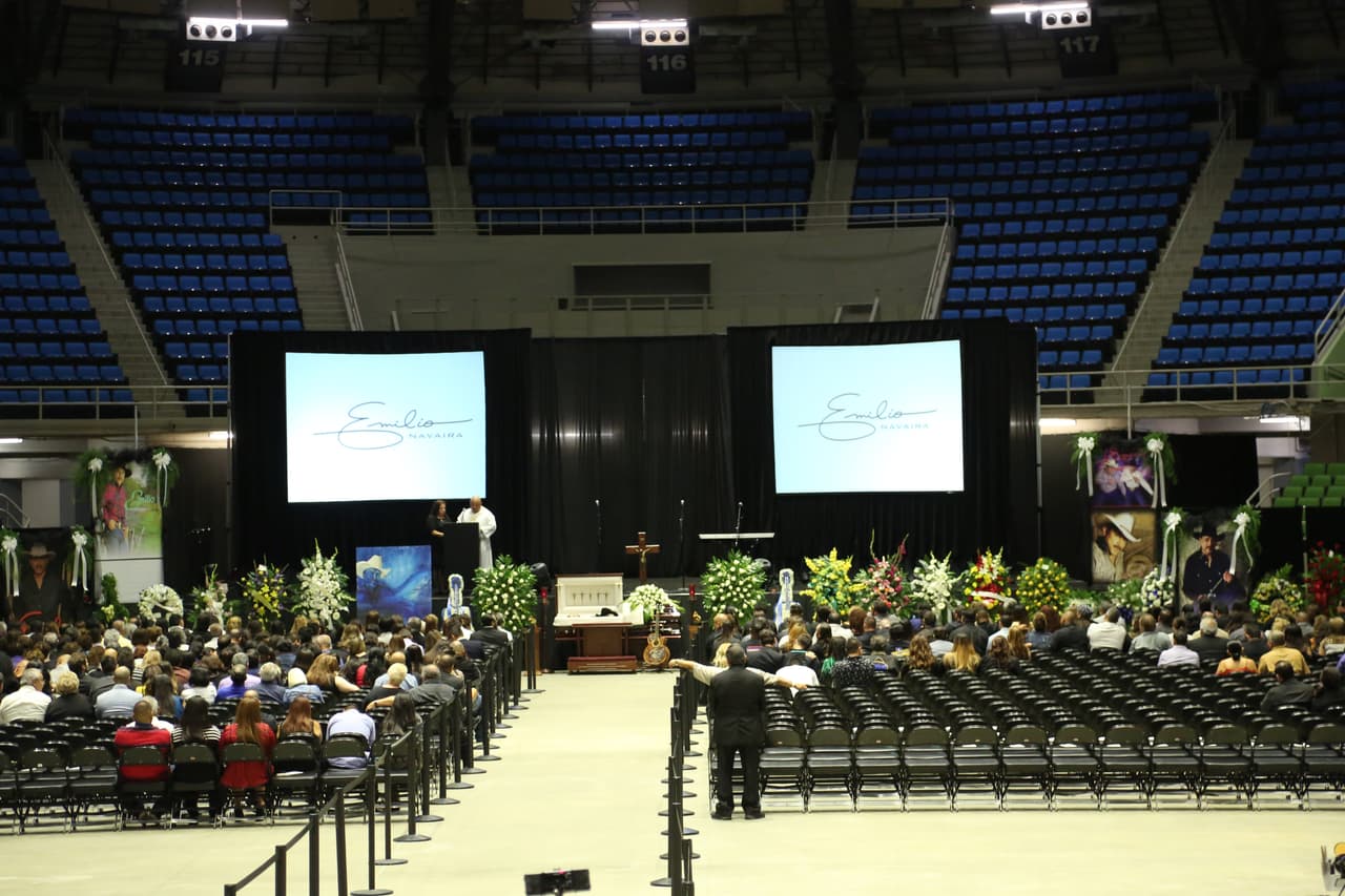 El lunes 23 de mayo, una semana después de la muerte del cantante, se llevará a cabo la misa de cuerpo presente que será exclusiva para la familia y amigos cercanos.