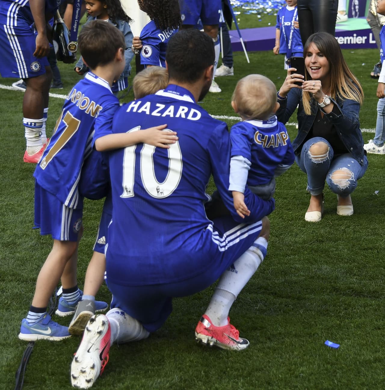 Se casaron en 2012 y tienen tres hijos: Yannis (11 años), Samy (8) y Leo (6).
<br>